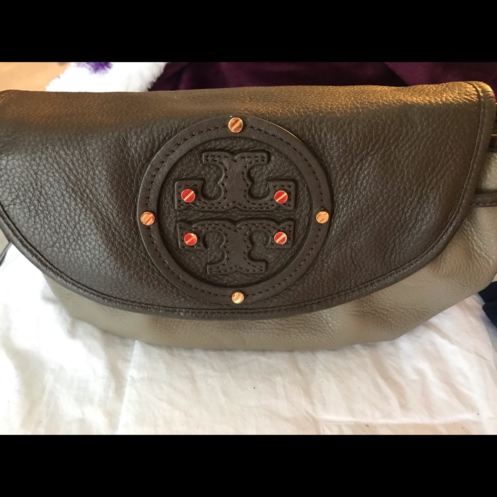 Tory Burch Handbag - Picture 2 of 8